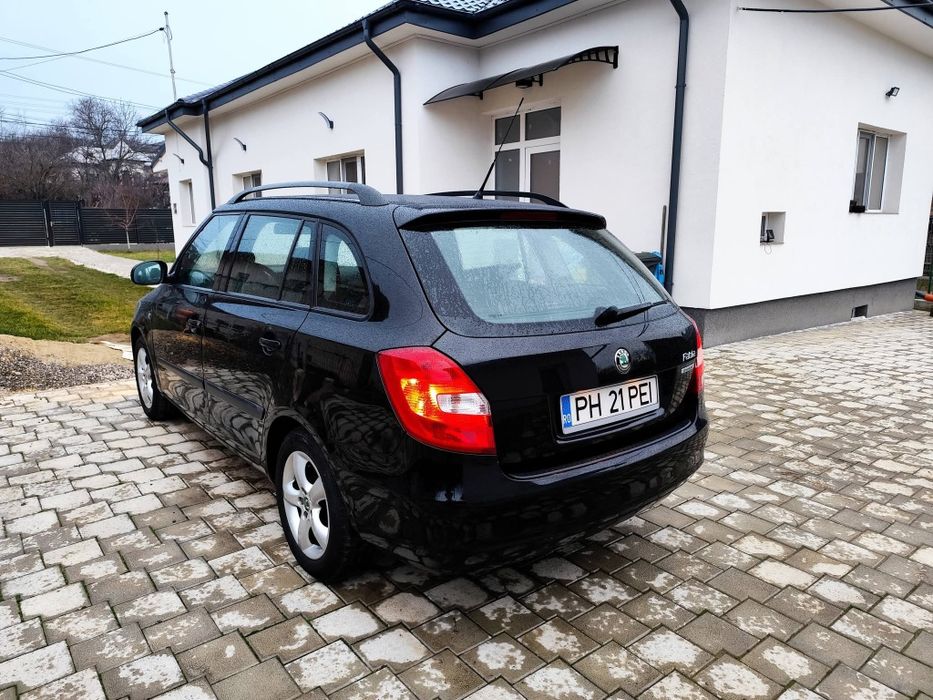 SKODA Fabia 2011 — imagine 2
