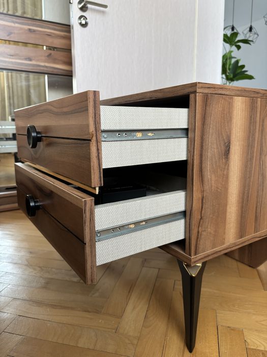 Шкафчета - 2 бр.