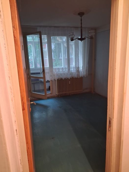 Ap 3 camere de vanzare