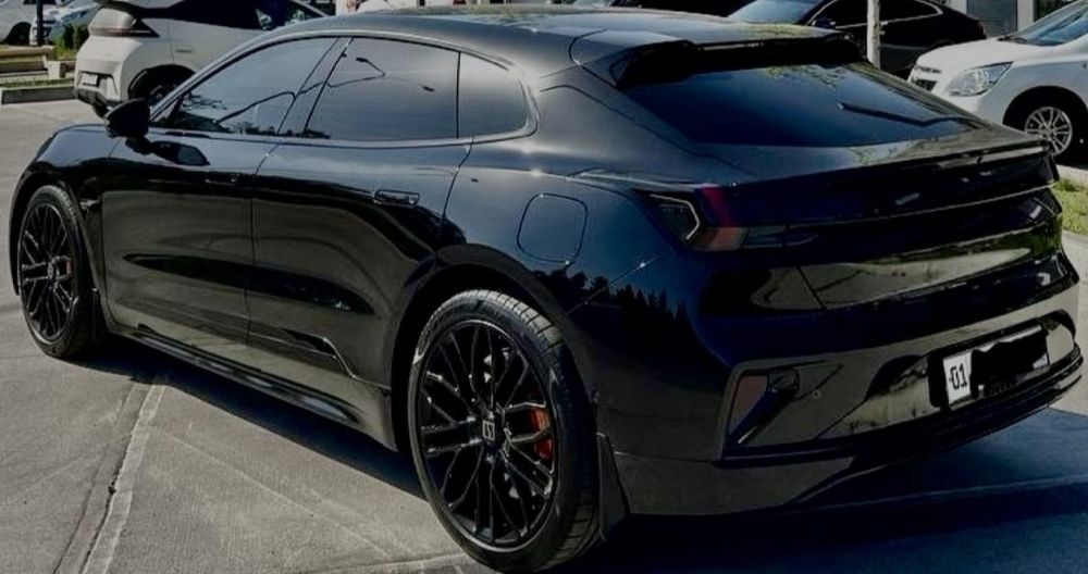 Zeekr 001 2024 — 2