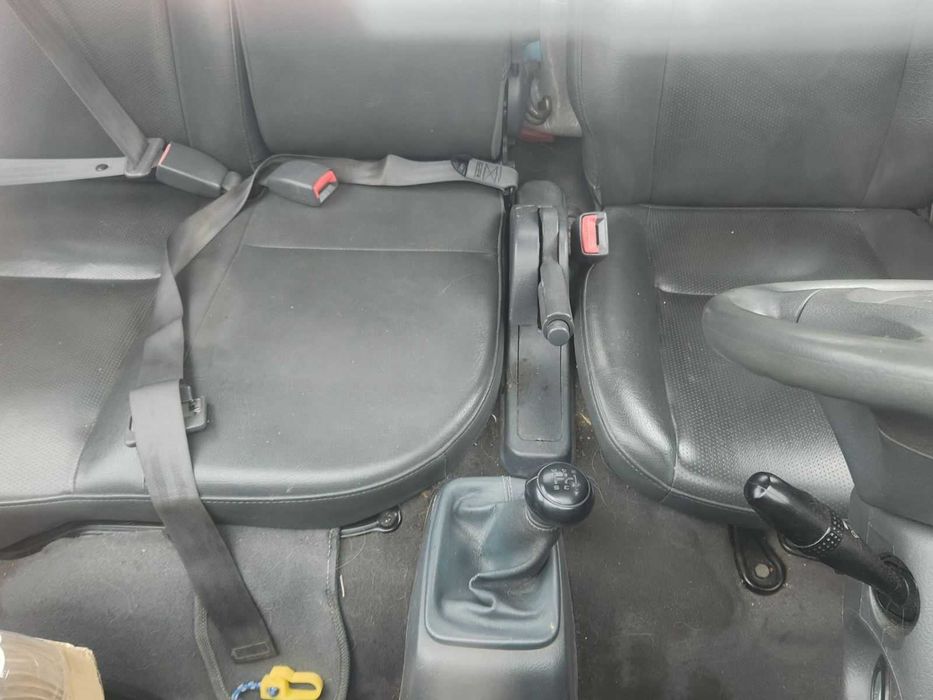 Давам под наем камион Киа К2500 бордово