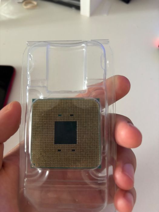 Процессор AMD Ryzen 5 2400G