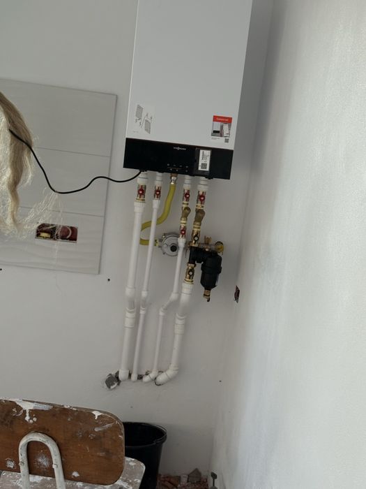 Instalator instalati sanitare si termice