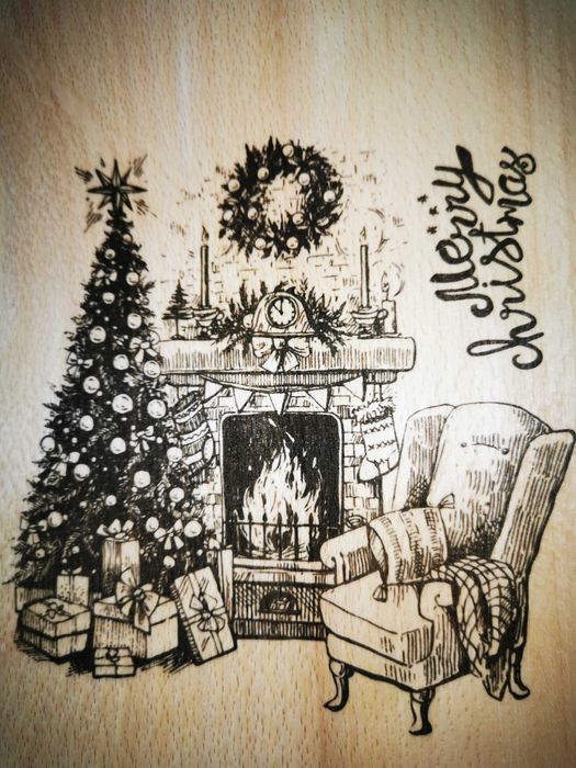 Дървена дъска с лазерна пирография за Коледа! Може да се сложи име!