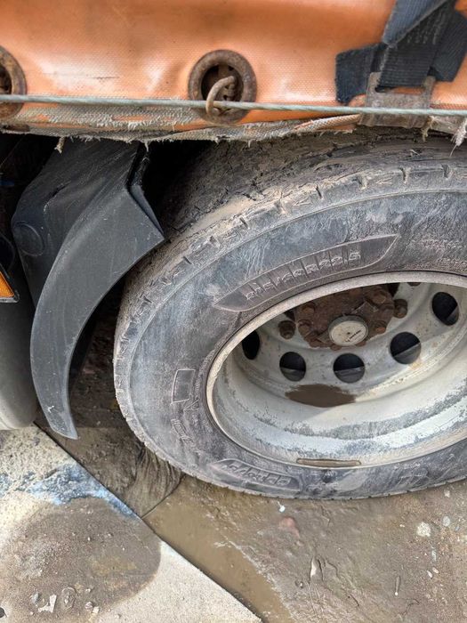 DAF 105 сотилади, тягач 2013 йил, прицеп 2011 йил