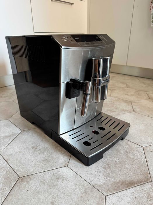 DeLonghi PrimaDonna S ECAM 26.455.M – автоматична кафемашина