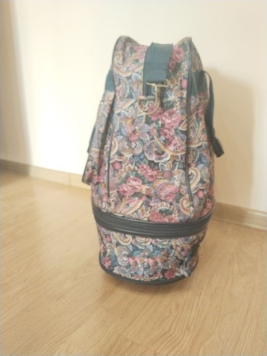 Сумка дорожная. Б/у