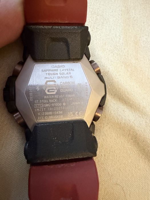 Ceas g shock gwg 1000 si ceas bremont