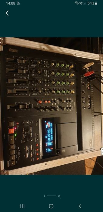 Multitrack MD recorder Yamaha MD4/Fostex VF80