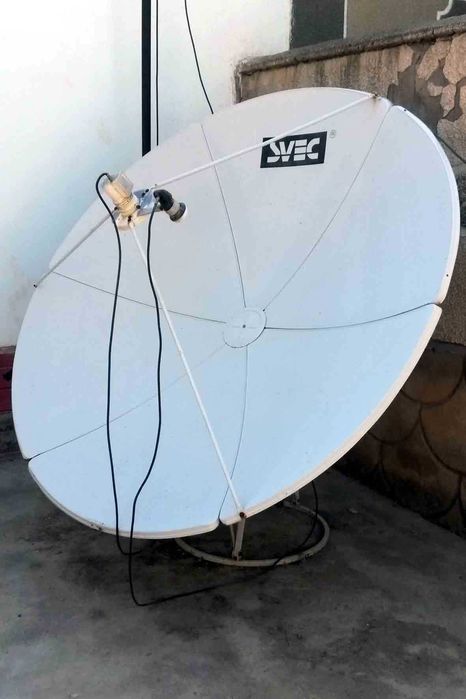 Спутниковая тарелка