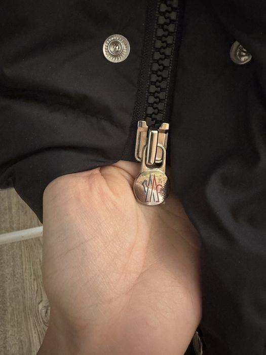 Moncler пуховик универсальный