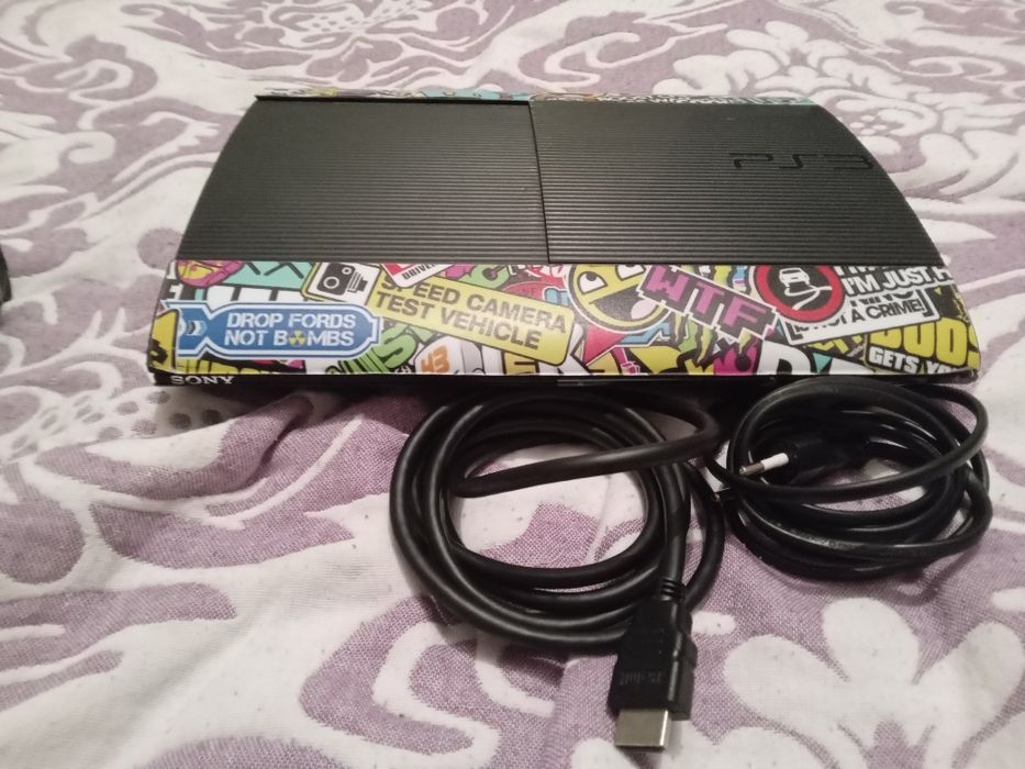 Продам плэйстэйшн 3 супер слим срочно