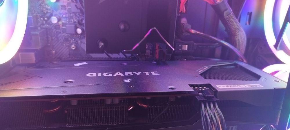 rx 6600 xt 8gb Gigabyte GAMING OC PRO  торг