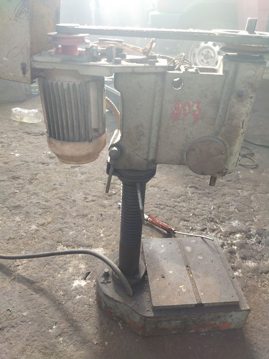 Продам сверлильный станок на 380