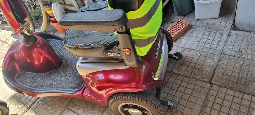 Електрическа количка