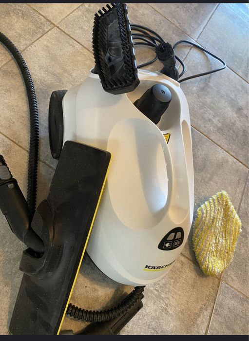 Se vinde apaarat cu aburi Karcher