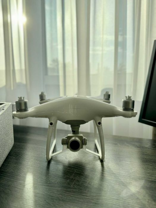 Drona DJI Phantom 4 Pro