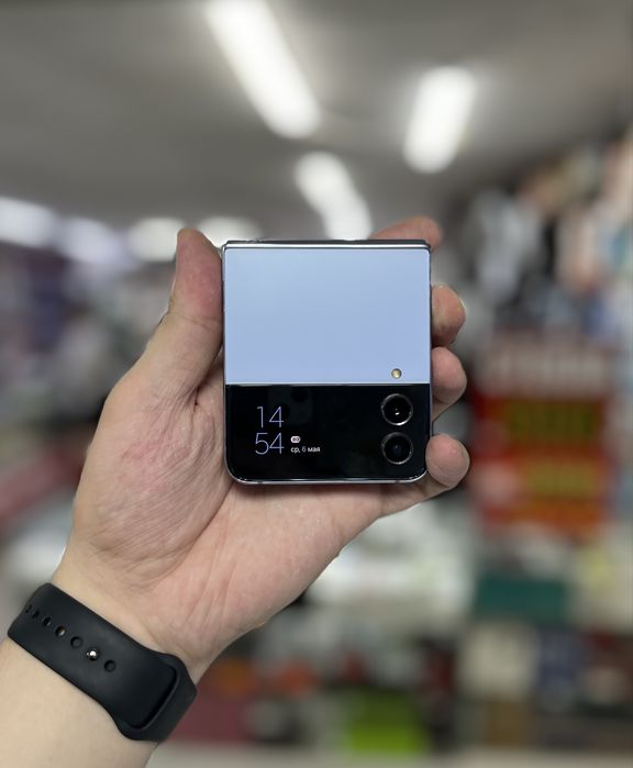 Samsung Z Flip 4. 256Gb.