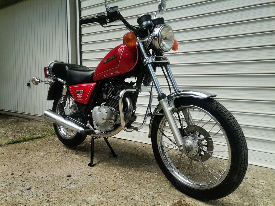 Suzuki GN 125 TOP
