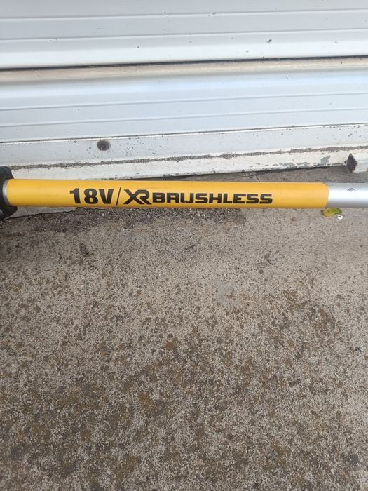 Тример Dewalt 18V безчетков