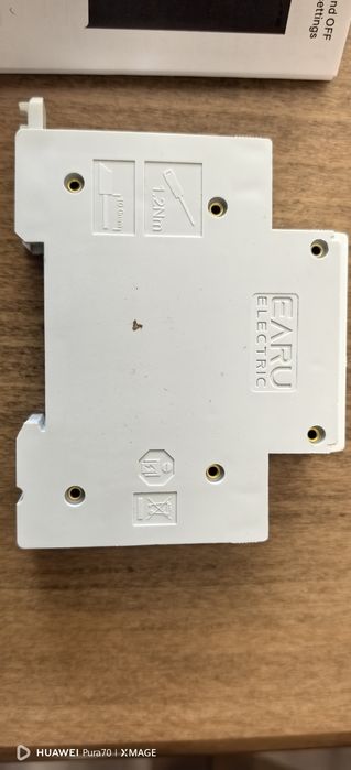 Интелигентен предпазител със защита от пренапрежение 63А, Smart Life,