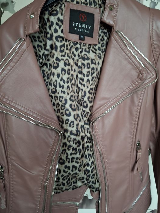 Дамско кожено яке