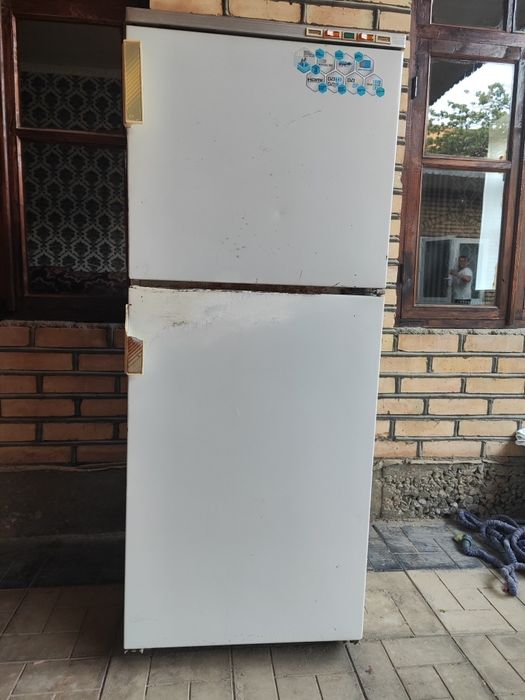 Холодильники б/у