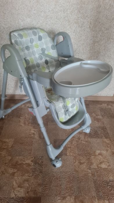 Продам стульчик для кормления
