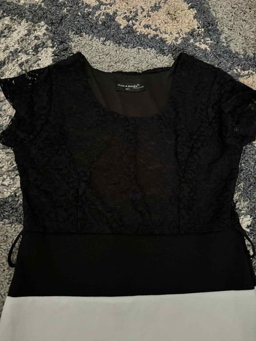 Черно-бяла рокля