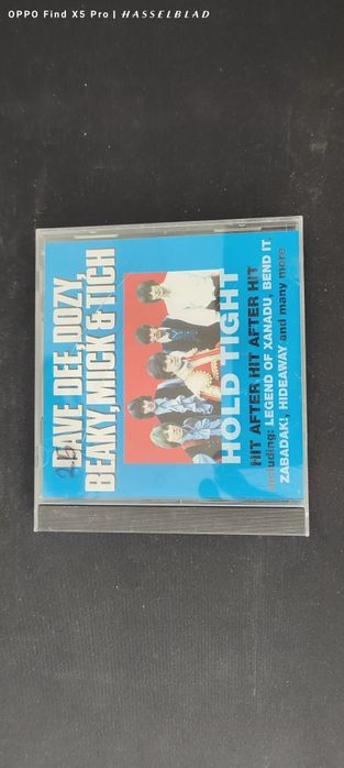 Se vând albume muzicale originale, din diferite genuri: pop, rock, dan