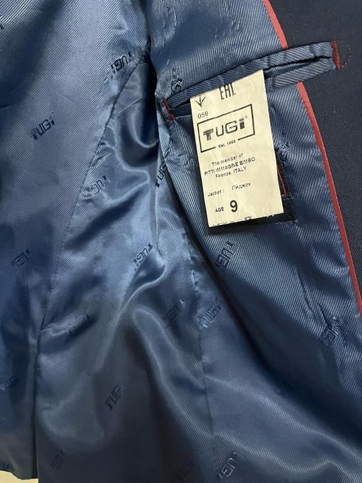 Костюм классический на мальчика