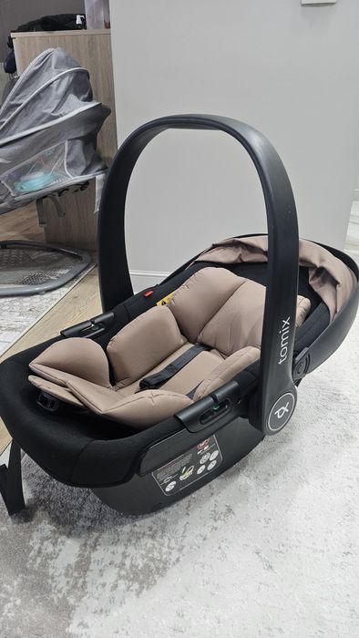 Детское автокресло люлька