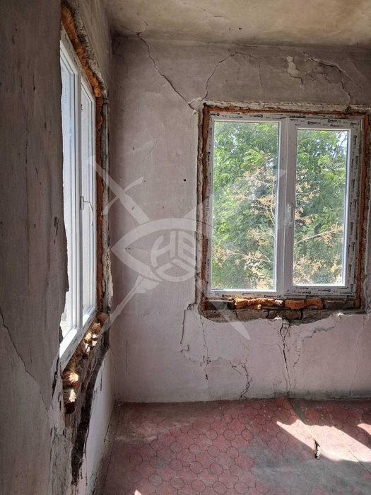 Продава се Къща в Карнобат - 80 кв.м за 250 €/кв.м - Снимка #16