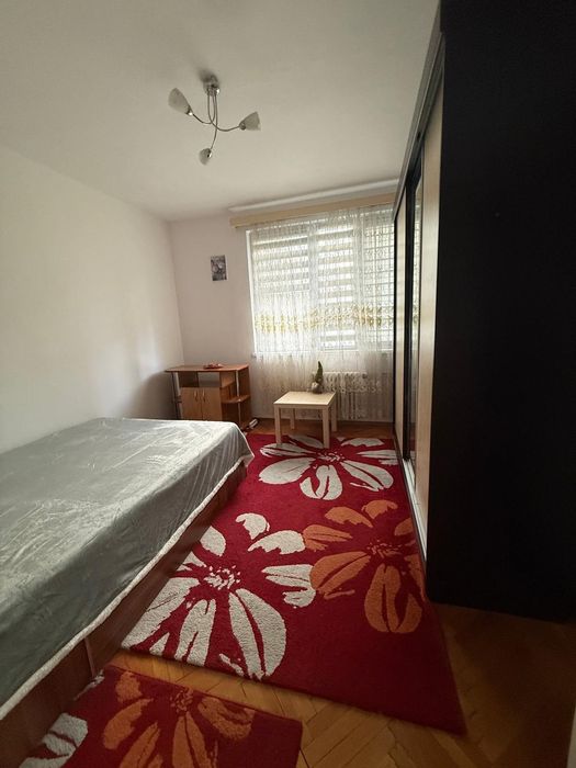 Proprietar vand apartament 3 camere cartier Pajura Metro Jiului