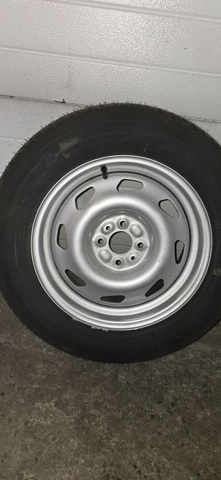 Автошины с дисками 265/65/15 ВАЗ Две шт