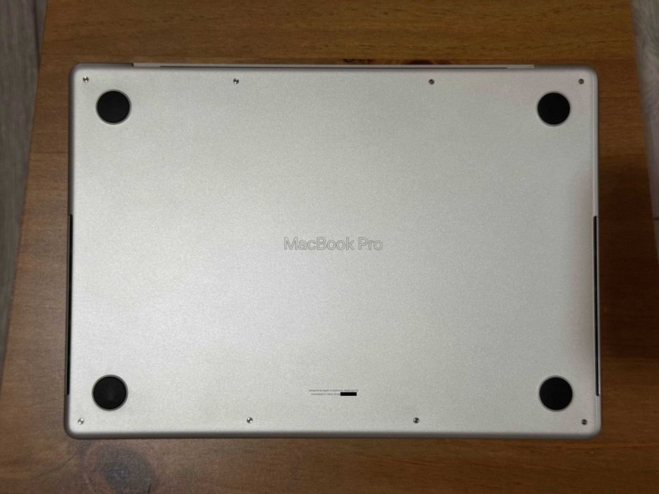 Ryota Saito 様 MacBook Pro 14 M2 Pro 2023 2023 Apple MacBook Pro 14-inch M2 Pro 10-core 16GB 512GB - Space