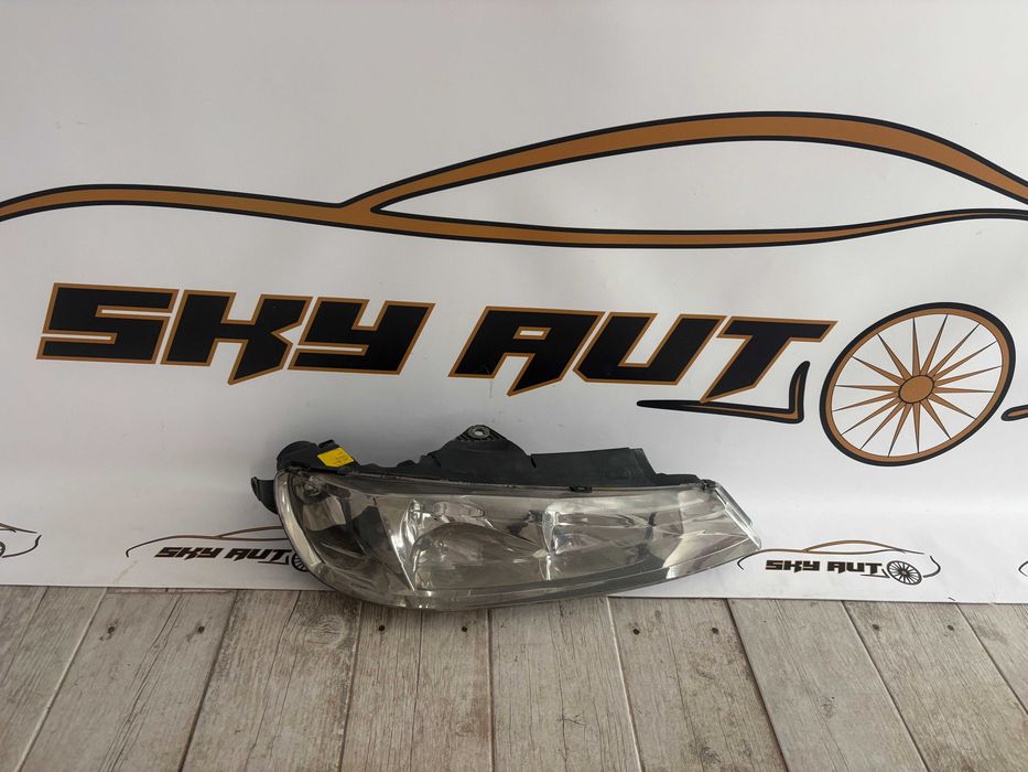 Far dreapta Peugeot 406 facelift dupa 2002 cod 0301175002 Europa
