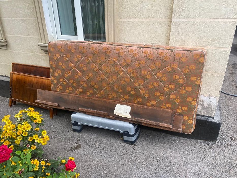Продам кровать недорого