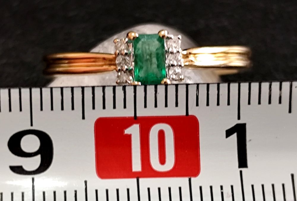 Златен Пръстен / Смарагд / Диаманти