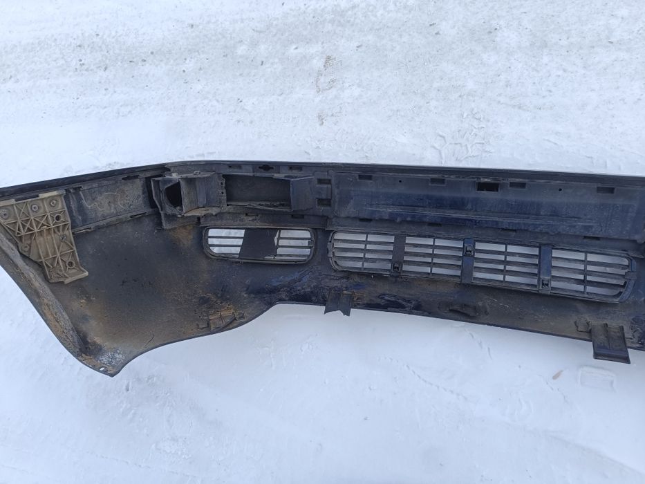 Передний бампер Ауди 80 Б4