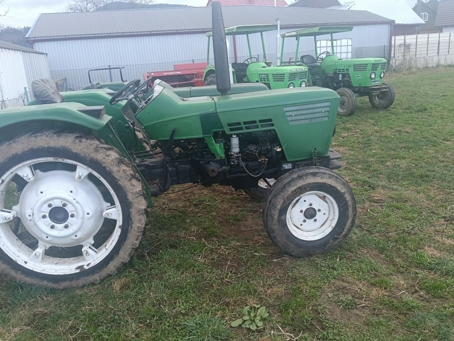 Vând Tractor deutz fahr
