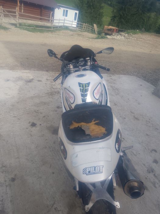 Dau la schimb cu Cross sau atv mai multe detalii la telefon