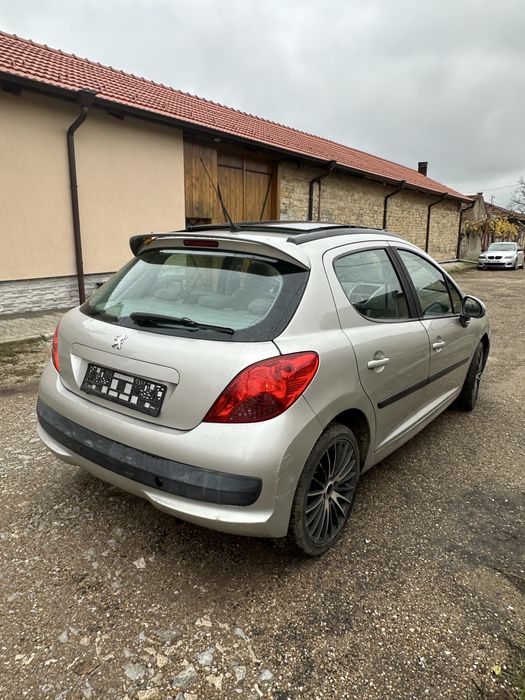 Peugeot 207 1.6 i НА ЧАСТИ
