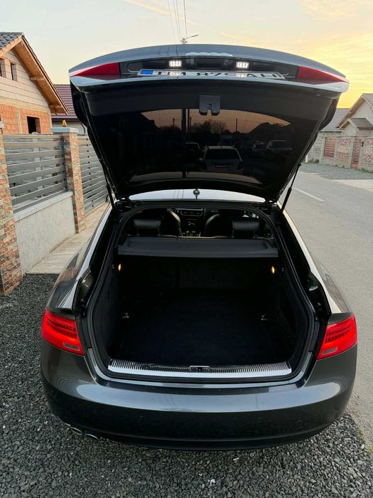 Vând Audi A5 sline  2013 automat 2.0 TDI 177 cp , 260.300 km . 0728111225
