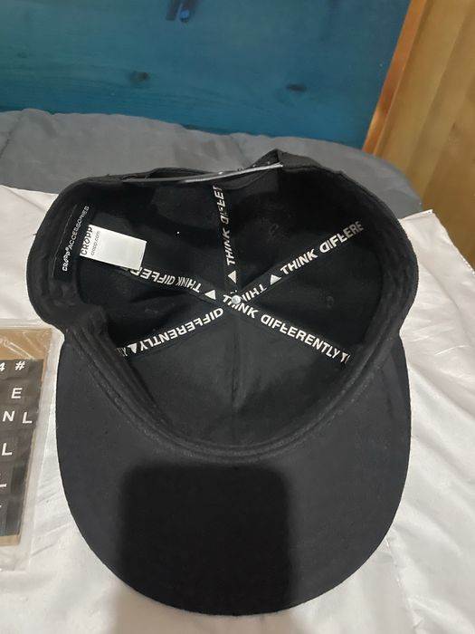 Маркови шапки.