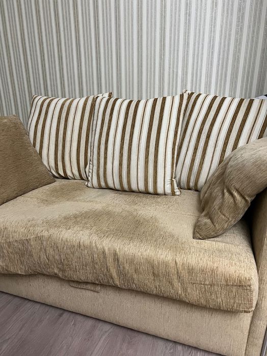 Мягкая мебель  для гостиной