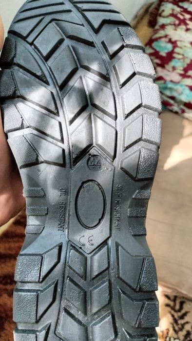 Обувь рабочия 43