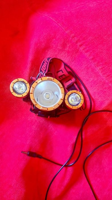 Продам на лобный фонарик