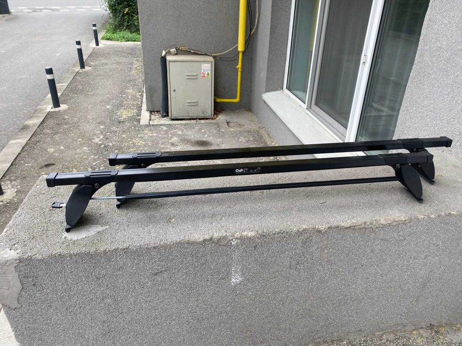 Portbagaj auto in stare perfecta. Utilizat doar 5 luni.