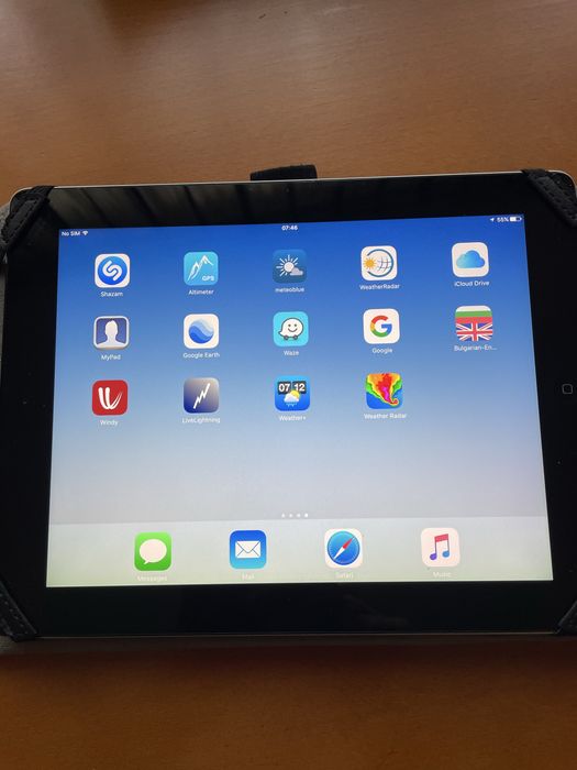 I Pad 9.7 Apple         в много добро състояние!